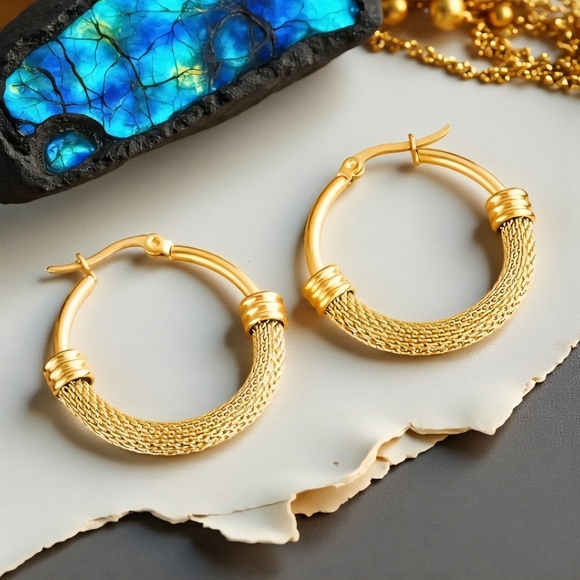 🆕️Chic Elegance: 18K Gold Plated Stainless Steel Mesh Trendy Hoop Earrings - Picture 13 of 13
